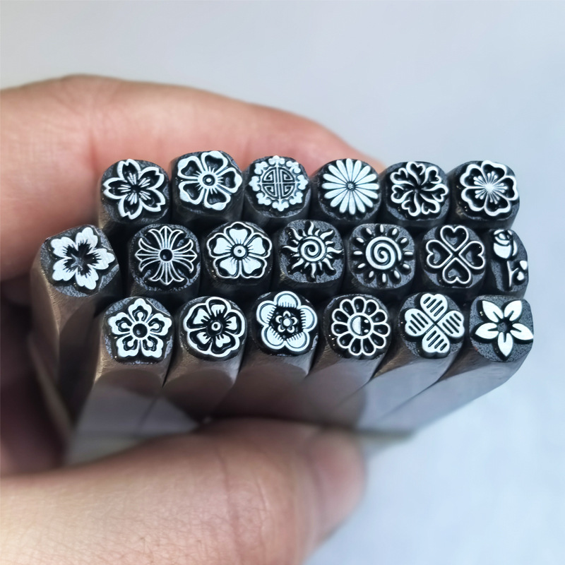 Jewelry Making Kit Professional - Profesjonalny zestaw narzędzi do tłoczenia i